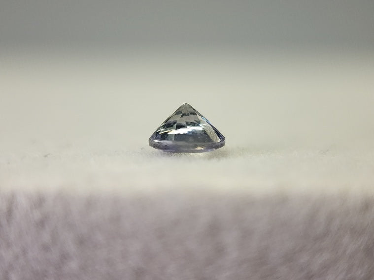 0657-30-2　ゾイサイト　0.36ct