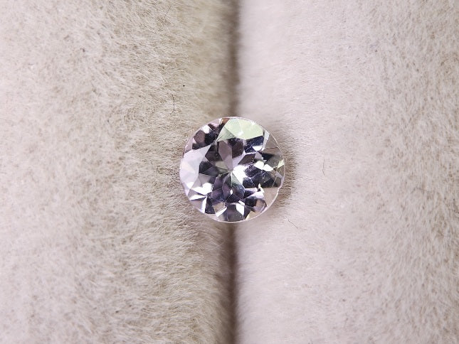 0657-31-3　ゾイサイト　0.42ct