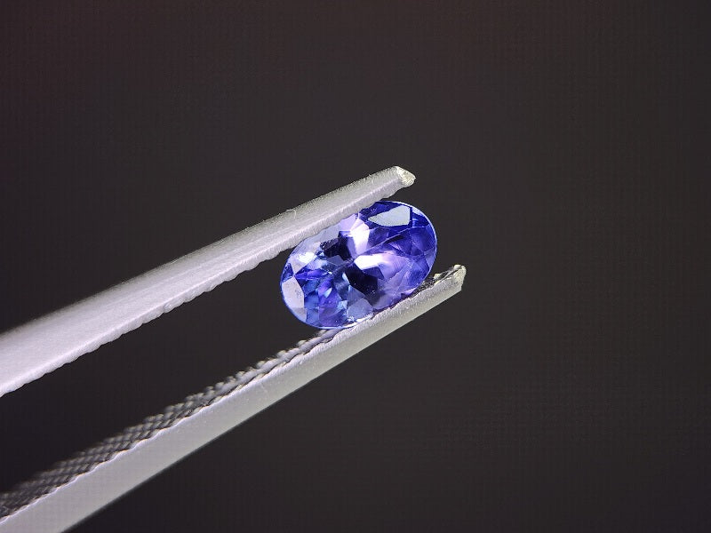 0737-4　タンザナイト　0.40ct