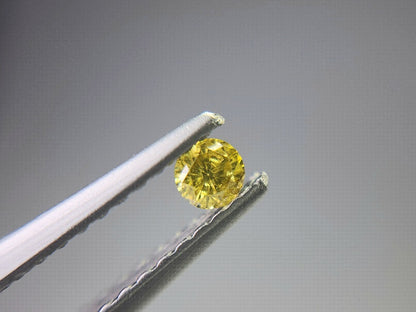 0015-6-5　イエローダイヤモンド　0.08ct