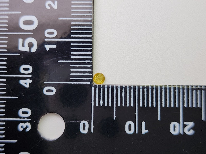 0015-6-5　イエローダイヤモンド　0.08ct