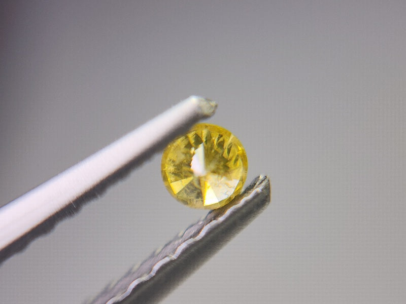 0015-6-6　イエローダイヤモンド　0.07ct