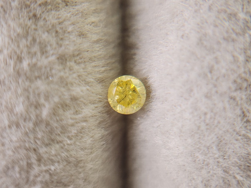 0015-6-6　イエローダイヤモンド　0.07ct
