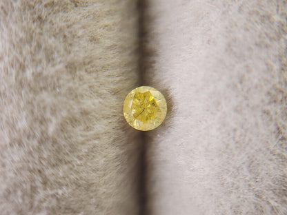 0015-6-6　イエローダイヤモンド　0.07ct