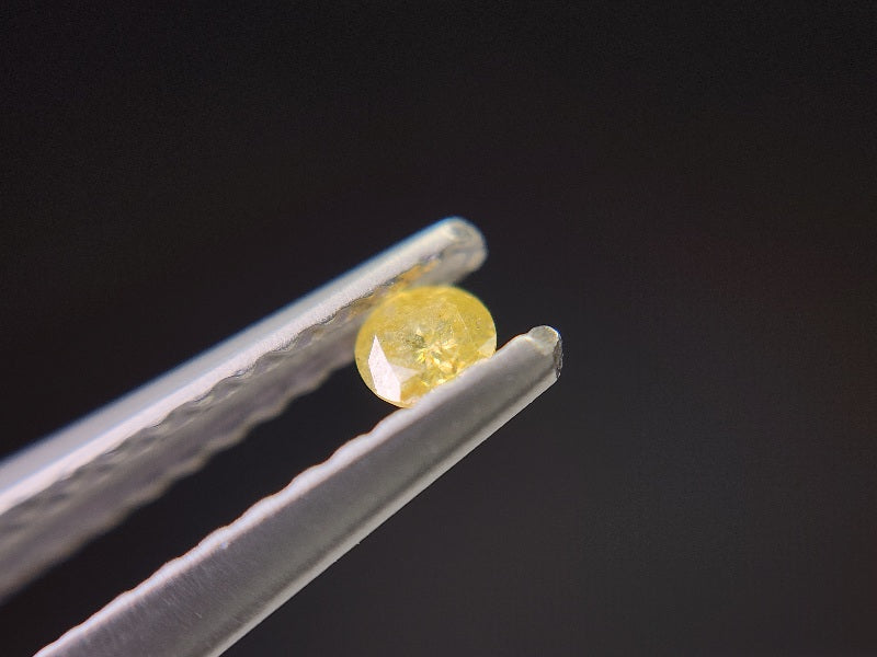 0015-6-7　イエローダイヤモンド　0.07ct