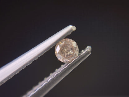 0015-2-3　ブラウンダイヤモンド　0.09ct