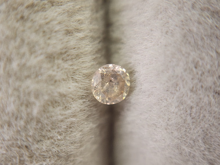 0015-2-3　ブラウンダイヤモンド　0.09ct