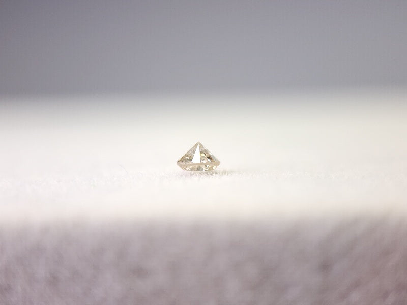 0015-2-5　ブラウンダイヤモンド　0.08ct