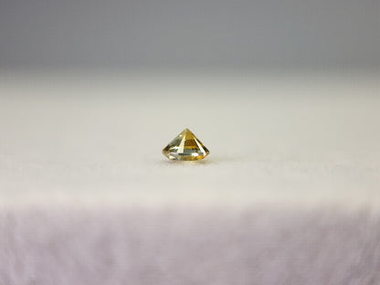 0090-19　モンタナサファイア　0.14ct