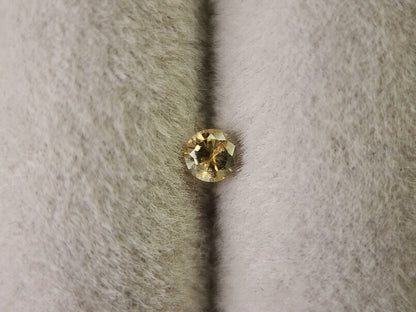 0090-22　モンタナサファイア　0.14ct