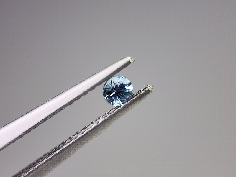 0090-25　モンタナサファイア　0.14ct