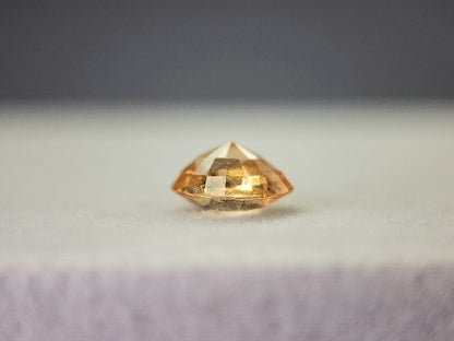 0911-1-2　ヘソナイトガーネット　1.50ct