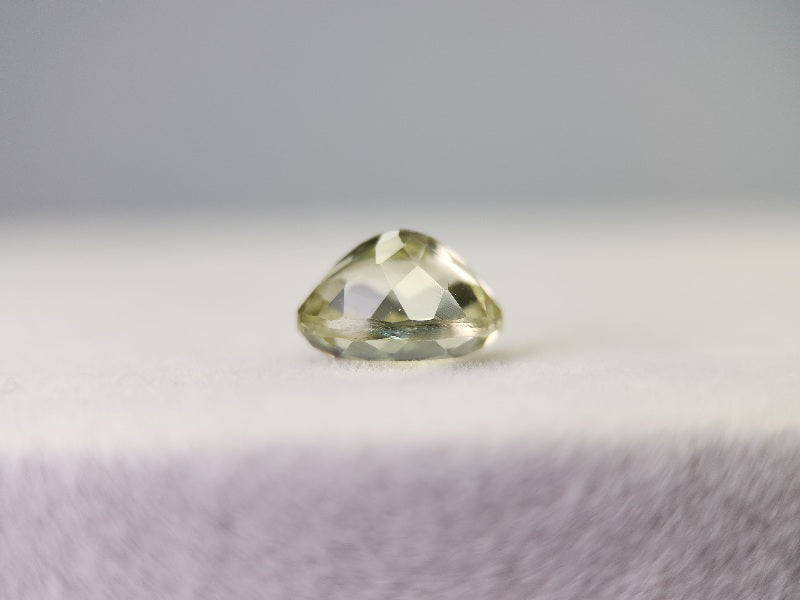 0025-3　シリマナイト　2.64ct