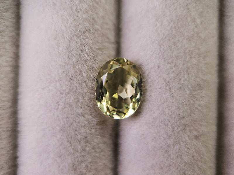 0025-5　シリマナイト　1.87ct