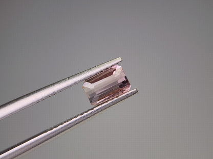 0879-18　トルマリン　0.75ct