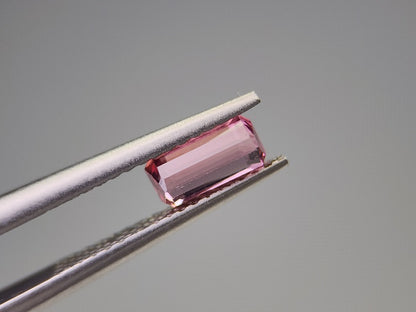 0879-46　トルマリン　0.64ct