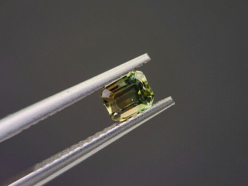 0879-76　トルマリン　0.45ct
