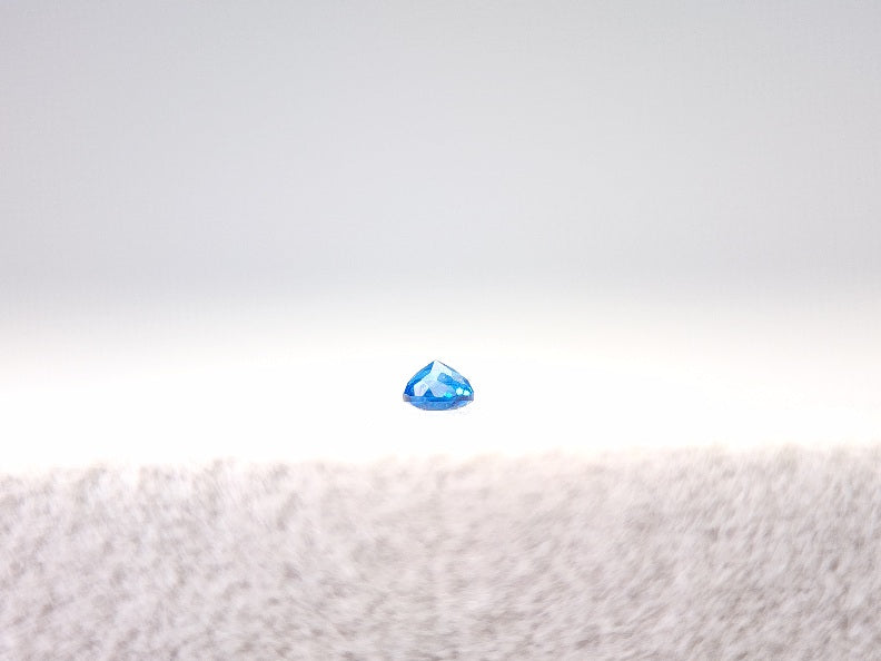 0129-11　アウイナイト　0.02ct