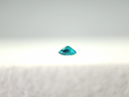 0129-14　グリーンアウイナイト　0.08ct
