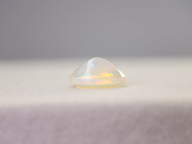 0916-21　オパール　1.40ct