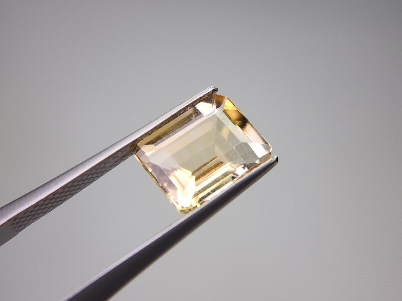 0022-8　シトリン　3.04ct