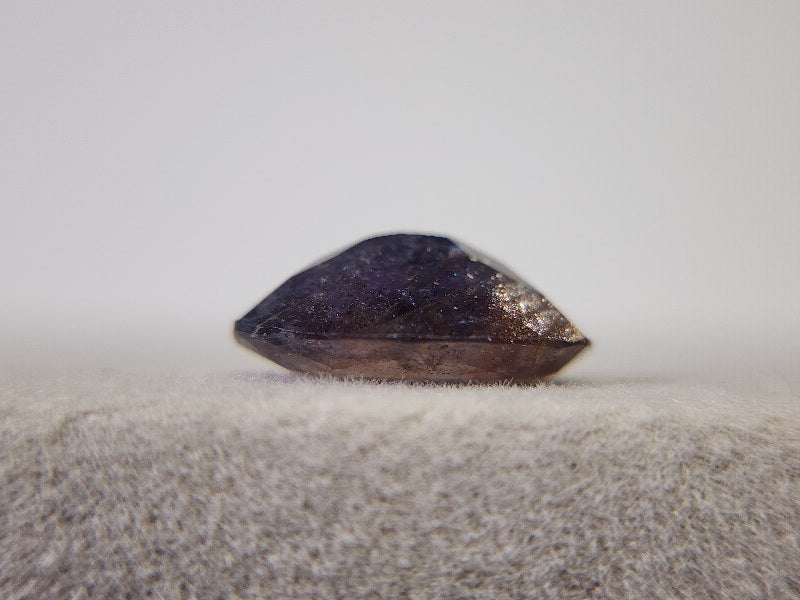 0149　アイオライトサンストーン　2.23ct