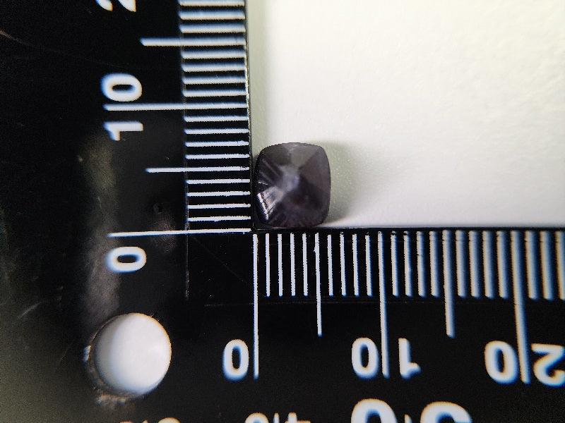 0243　アイオライトサンストーン　1.35ct