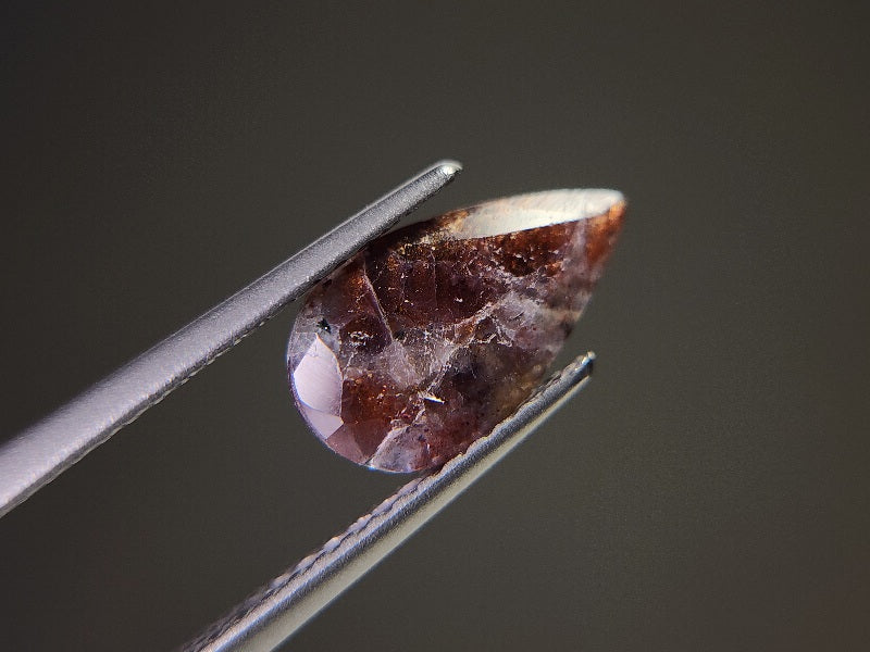 0249　アイオライトサンストーン　1.24ct