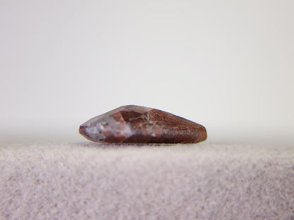 0249　アイオライトサンストーン　1.24ct