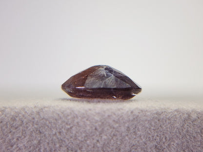 0251　アイオライトサンストーン　1.90ct