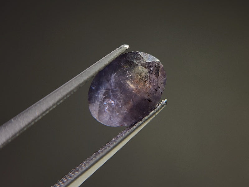 0254　アイオライトサンストーン　1.54ct