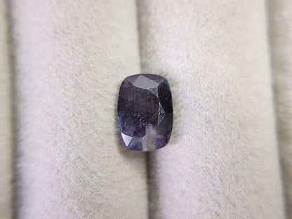 0255　アイオライトサンストーン　1.48ct