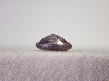 0260　アイオライトサンストーン　1.42ct