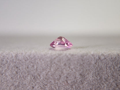 0458-1-1　ピンクスピネル　0.38ct