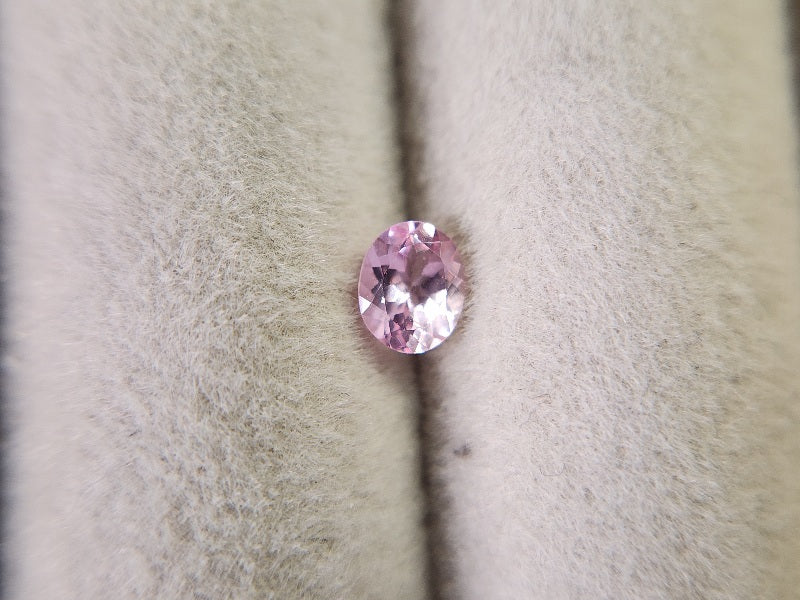 0458-1-2　ピンクスピネル　0.36ct