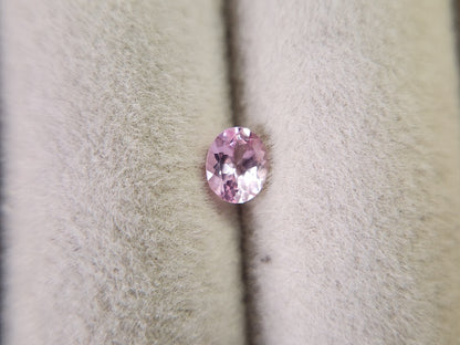 0458-1-2　ピンクスピネル　0.36ct