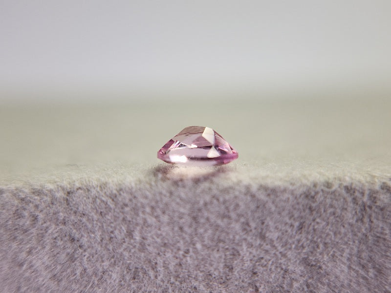 0458-1-3　ピンクスピネル　0.33ct
