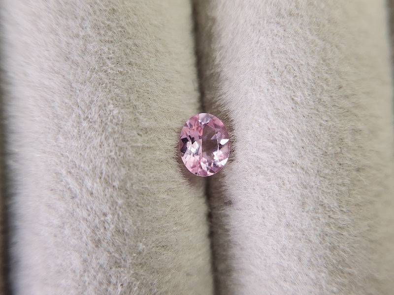 0458-1-3　ピンクスピネル　0.33ct