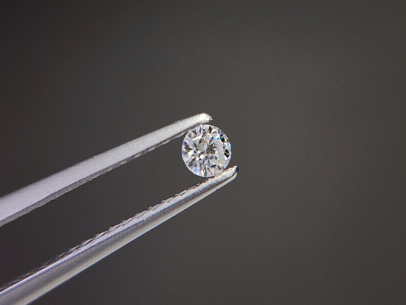 【500円均一】2/23新着！　合成モアッサナイト　0.09ct　5