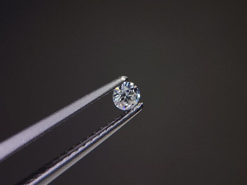 【500円均一】2/23新着！　合成モアッサナイト　0.08ct　6