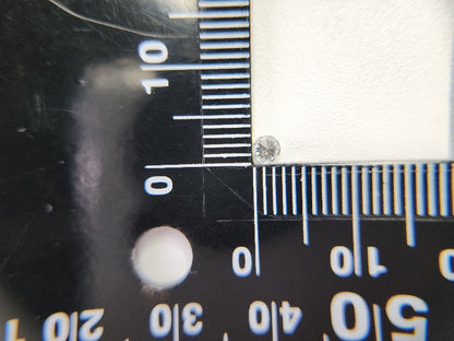 【500円均一】2/23新着！　合成モアッサナイト　0.08ct　6