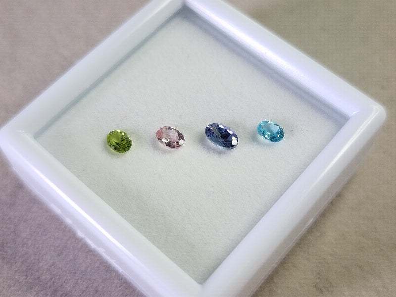 SET-mix-1 ミックスカラーストーン４石セット