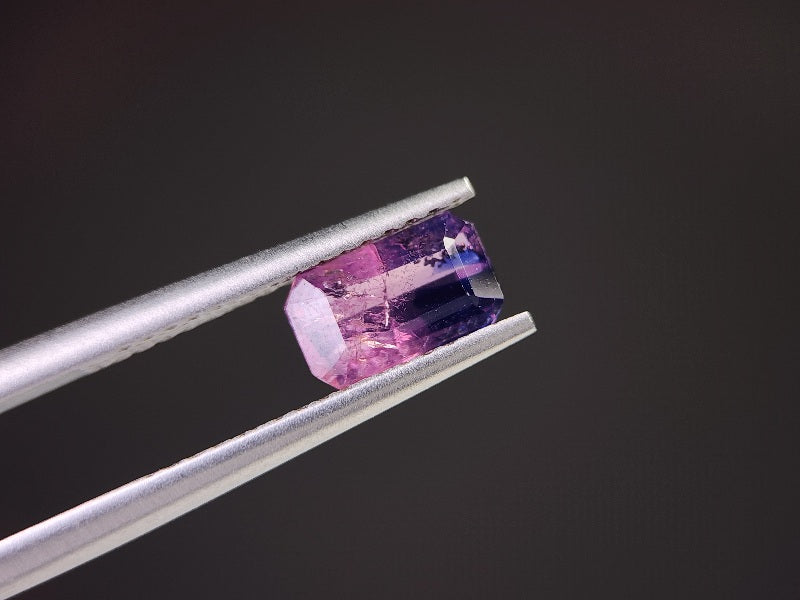 0302 ウィンザーサファイア　0.94ct