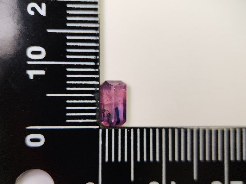 0302 ウィンザーサファイア　0.94ct