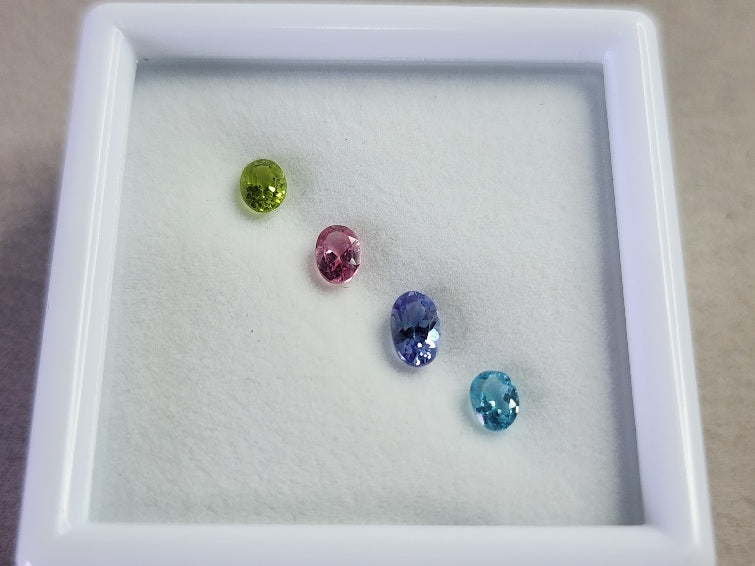 SET-mix-3 ミックスカラーストーン４石セット