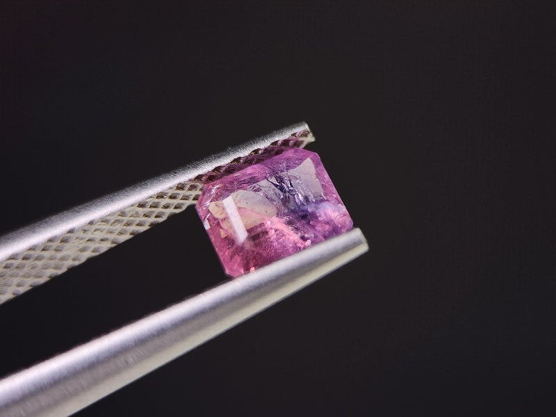 0304 ウィンザーサファイア　0.99ct