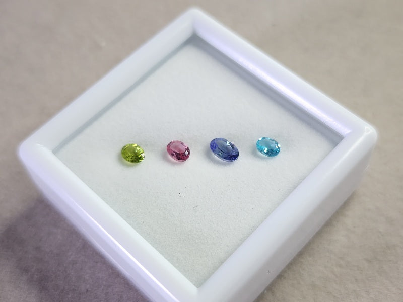 SET-mix-3 ミックスカラーストーン４石セット