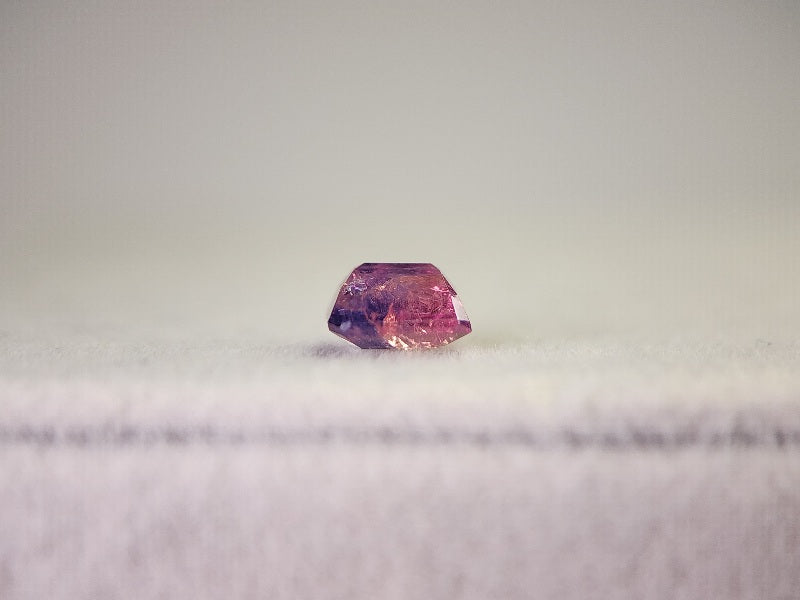 0304 ウィンザーサファイア　0.99ct