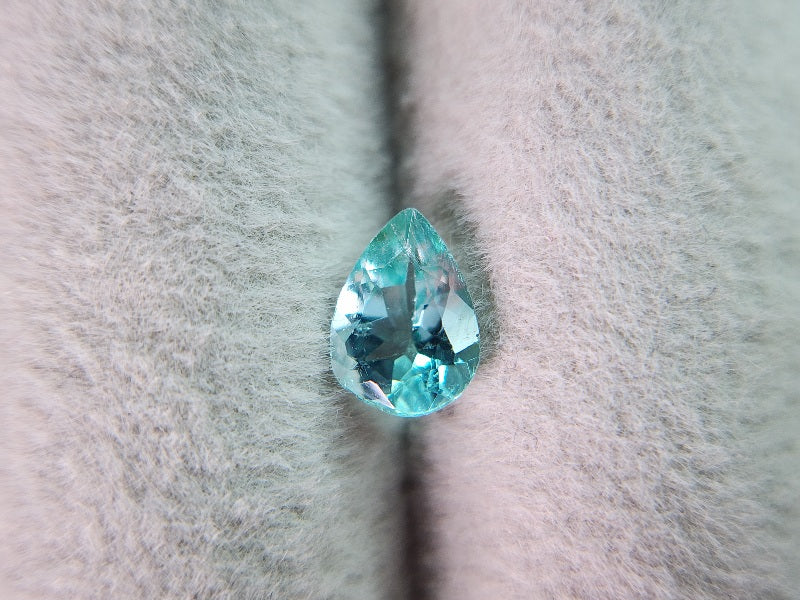 0468-2　アパタイト　0.64ct