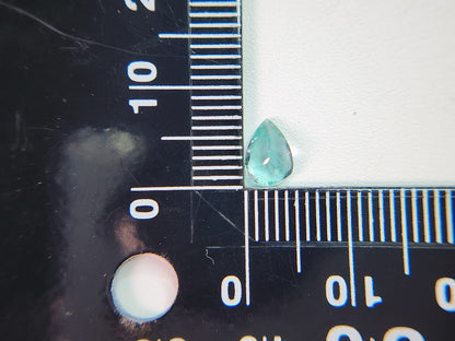 0468-2　アパタイト　0.64ct